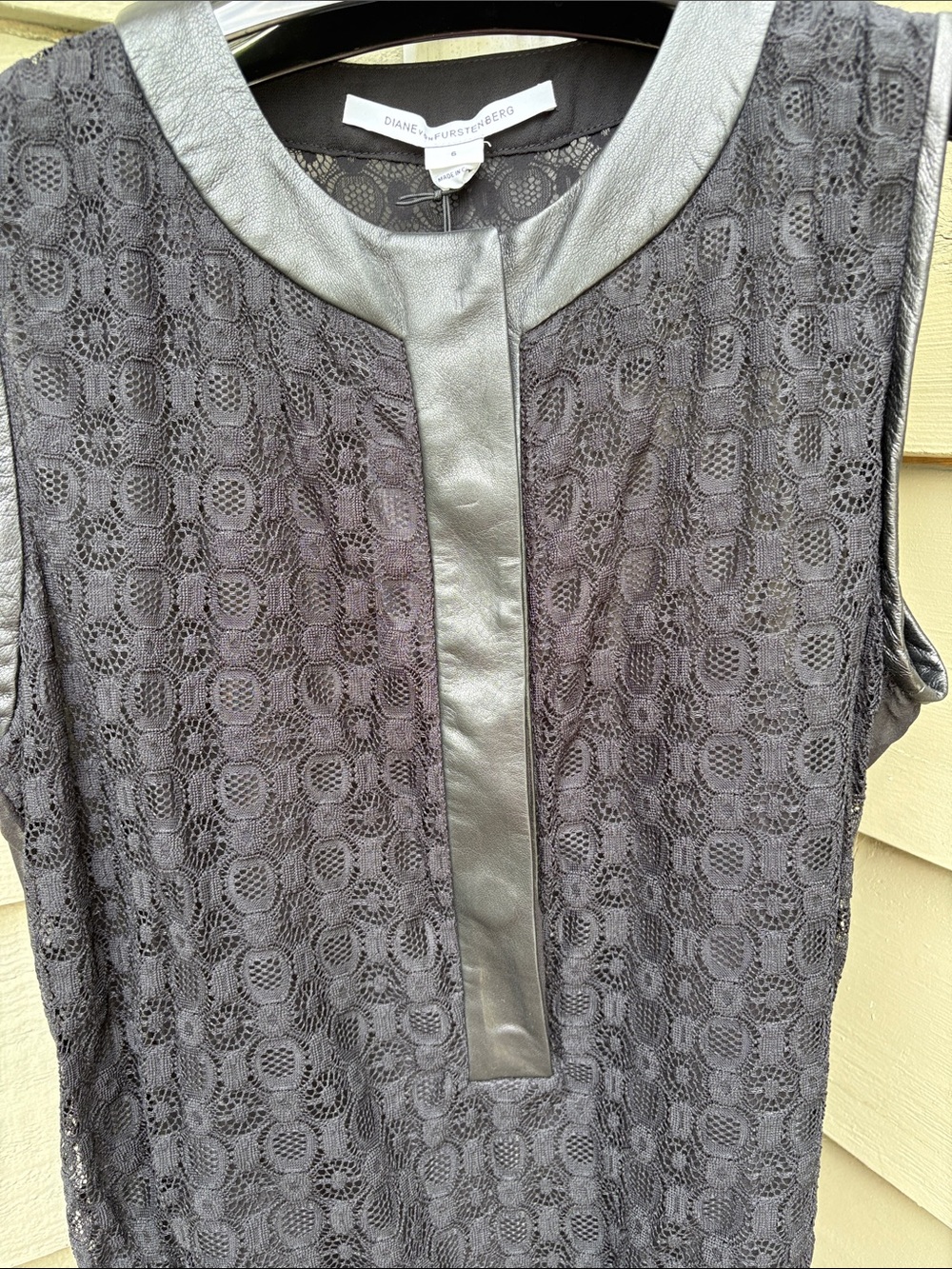 NWT DVF Silk& nylon Black drop-waist Gatsby style Dress Sz 6. 100% leather trim.
